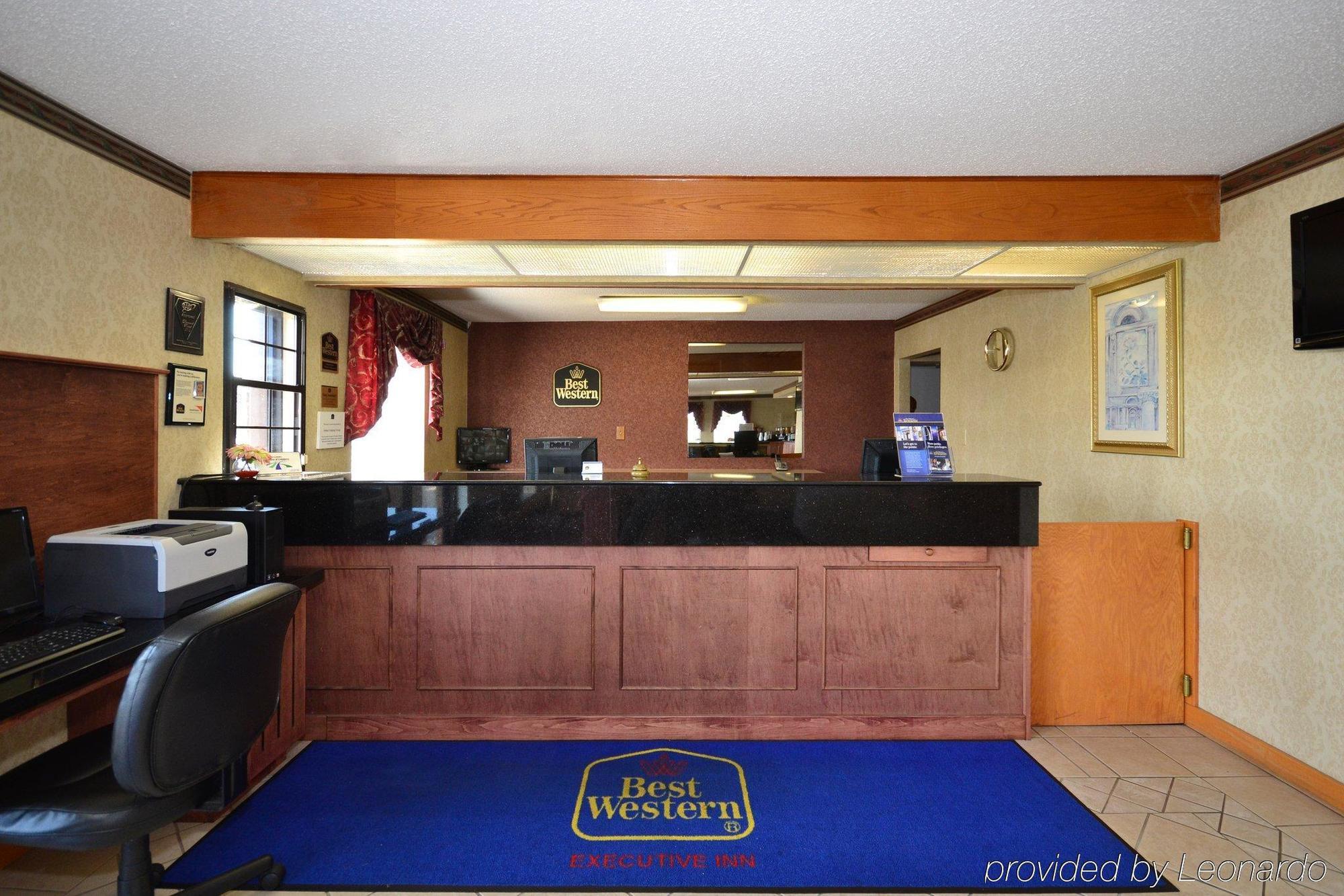 Best Western Dickson Exterior photo