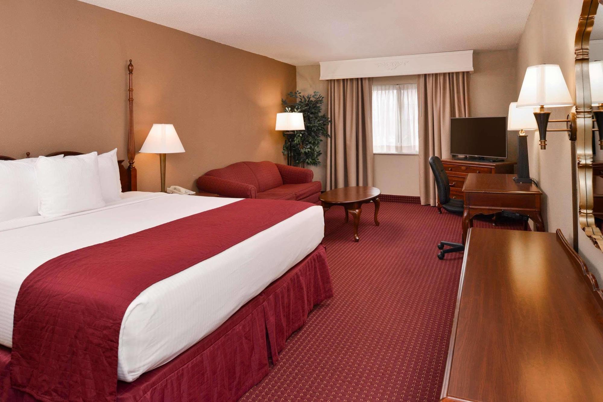 Best Western Dickson Exterior photo