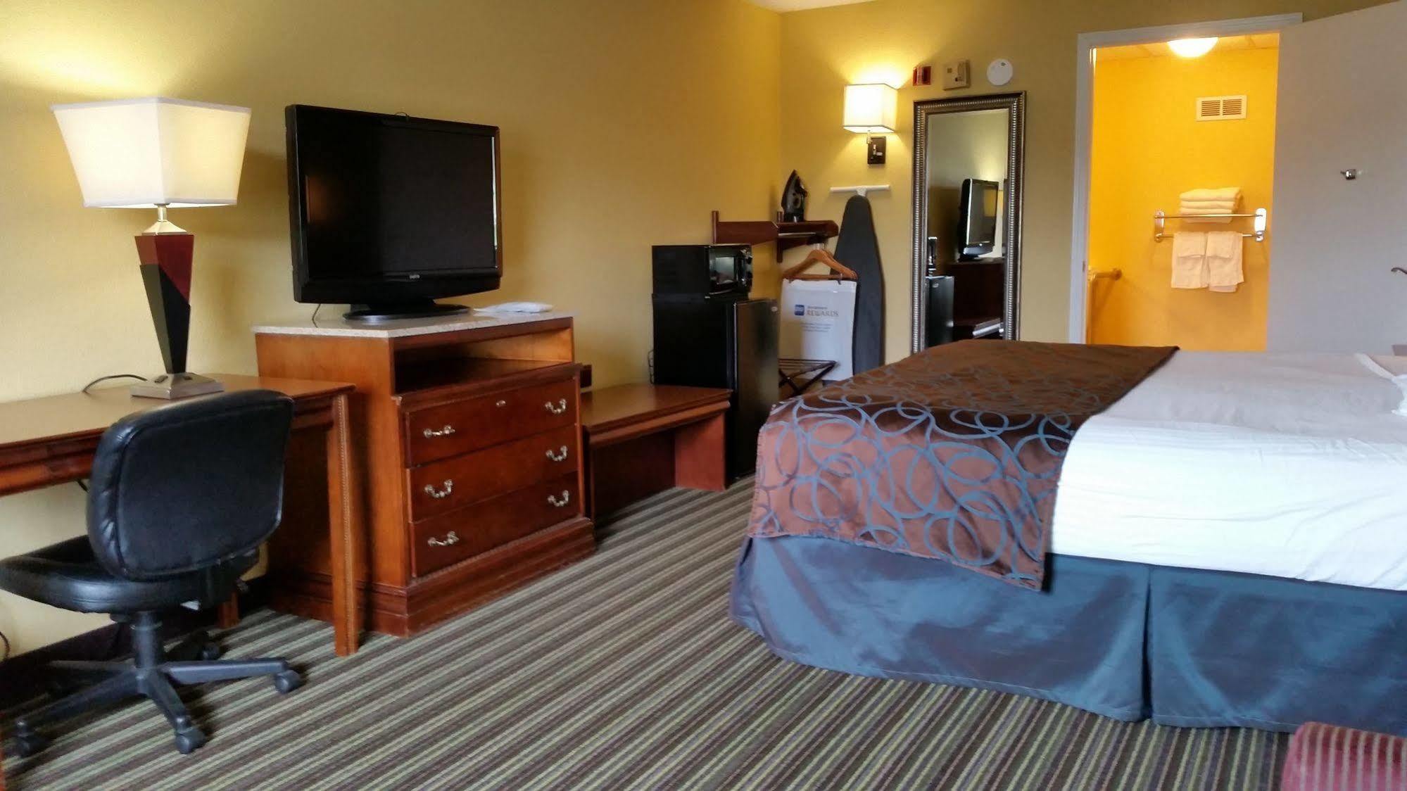 Best Western Dickson Exterior photo